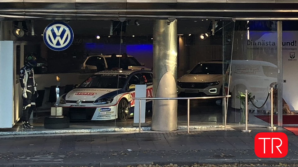 TopRight når viktig milstolpe – grönt ljus för SMART Glas till Volkswagens showroom på Hamngatan